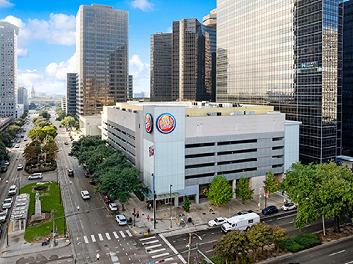 SRSA Negotiates $7.2 Million Sale of Ground-Floor Retail Condominium in New Orleans