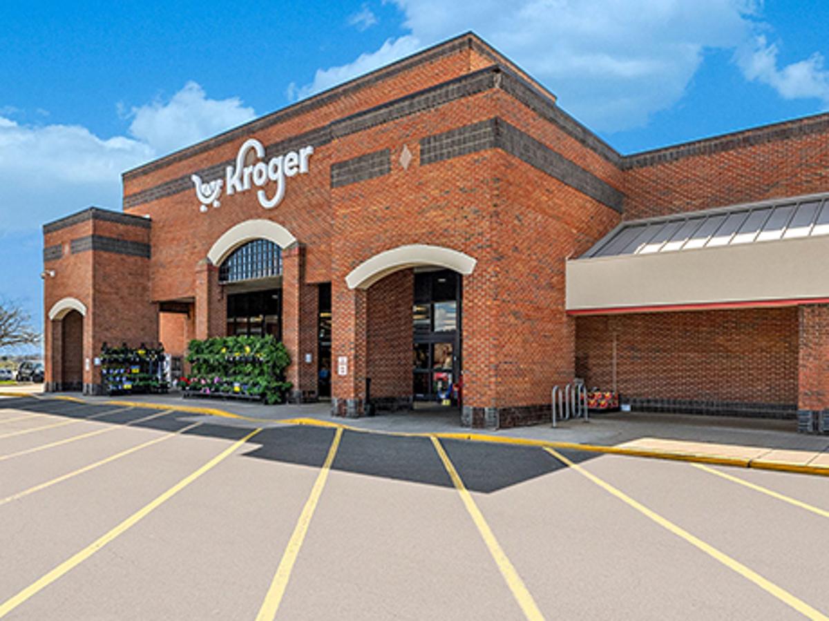 Continental Realty Acquires 14-Property Shopping Center Portfolio in Southeast, Midwest