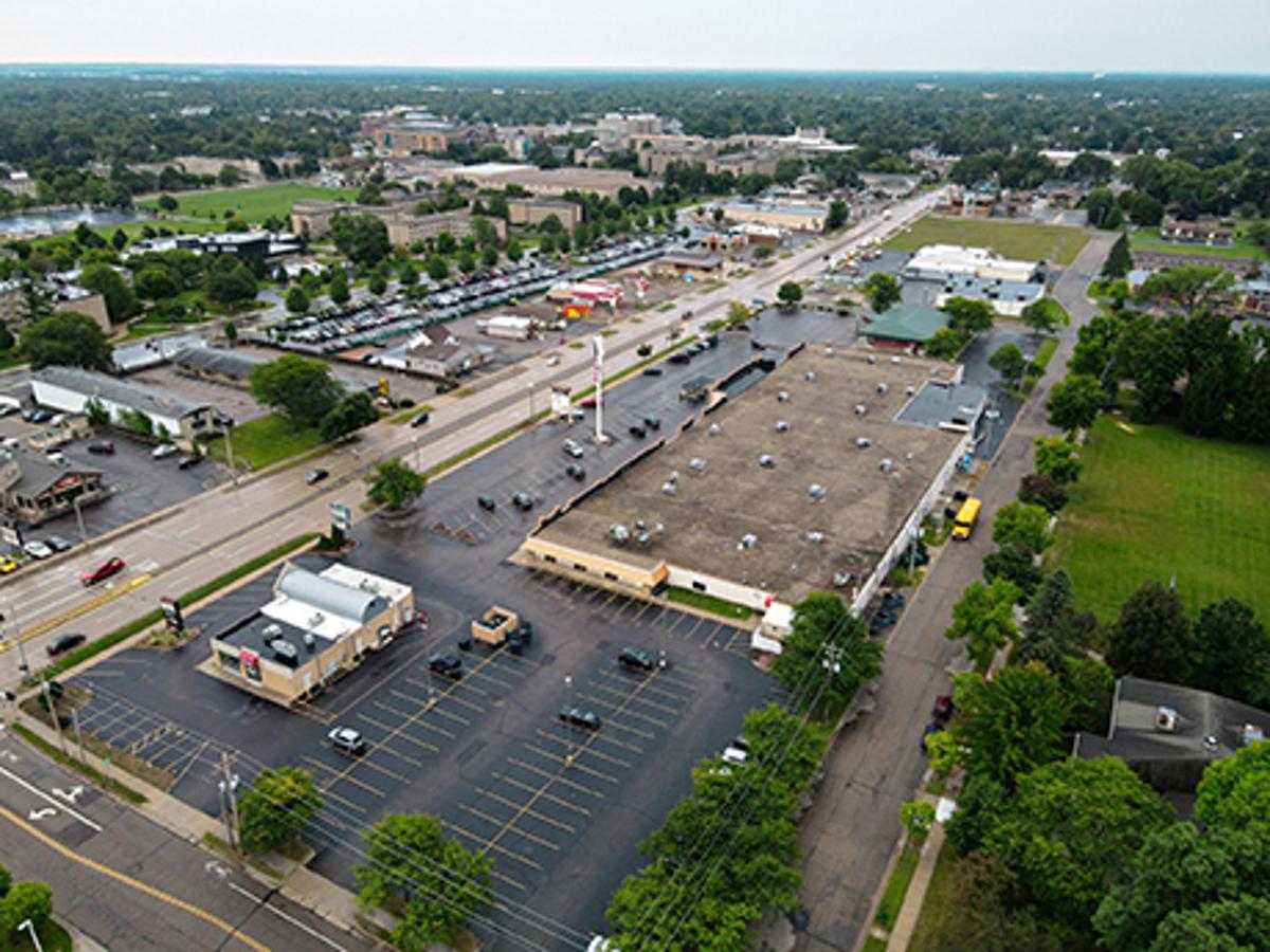 Hastings Properties LLC Acquires Northpoint Shopping Center for $8.2M