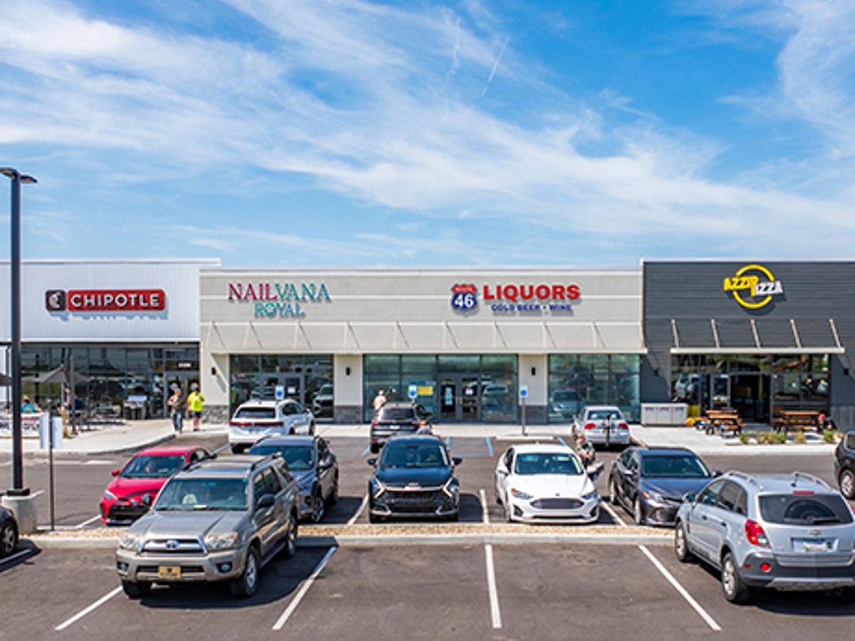 Hanley Investment Group Arranges $5.3 Million Sale of Western Indiana Retail Center
