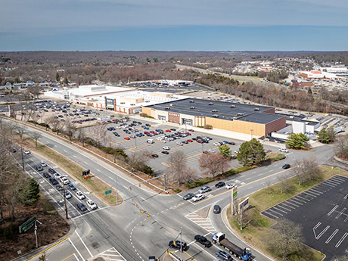 Atlantic Capital Partners Arranges $20.5 Million Sale of Midland Commons Power Center in Metro Providence