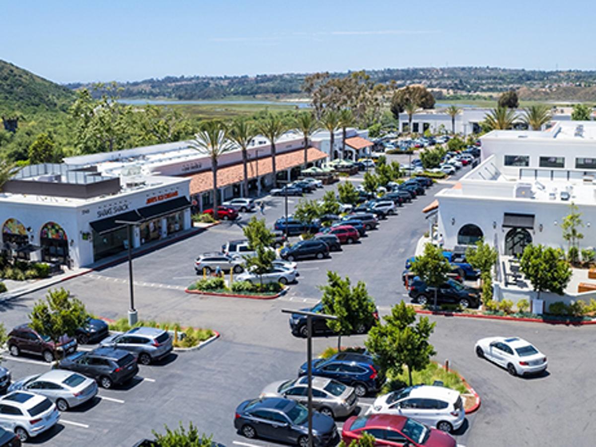JLL Arranges $91.3 Million Sale of 122,167-Square-Foot Neighborhood Center in Southern California