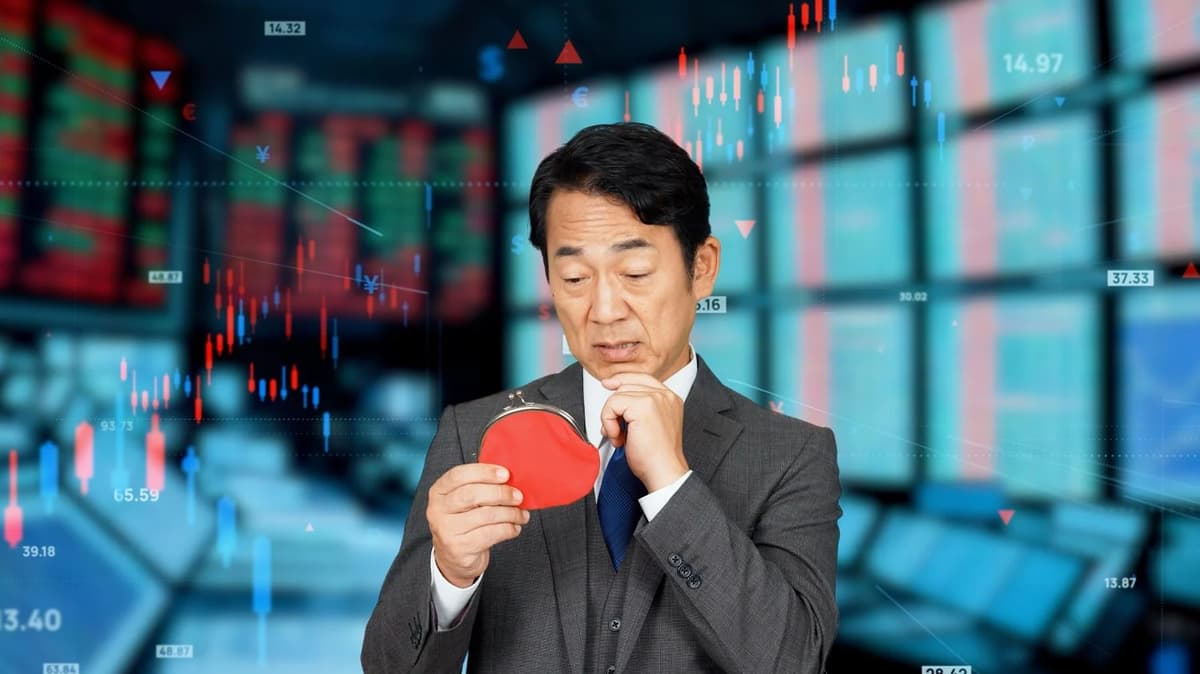 Should You Dump Bitcoin for Stocks After the S&P 500 Hit a New Record on Apple’s $100 Billion Buyback?