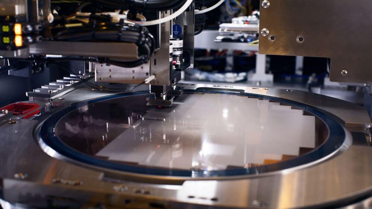 The Need for Speed: How Domestic Manufacturing Accelerates Delivery of Mission-Critical Technology