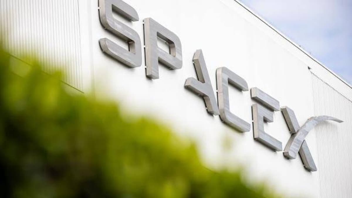SpaceX to File for IPO