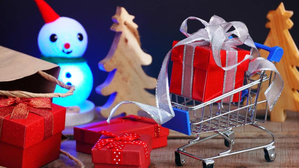 Celebrating Christmas with AI: Where Innovation and Festivity Meet