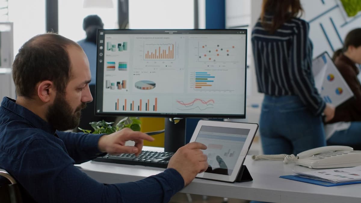 United Rentals Launches AI Agent for Frontline Decisions