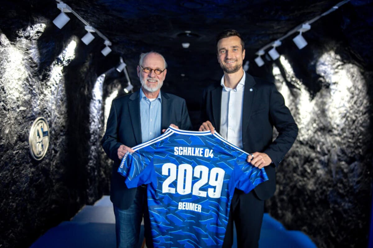 Tradition Meets “Made Different” – BEUMER Group Becomes Main Partner of FC Gelsenkirchen-Schalke 04 E.V.