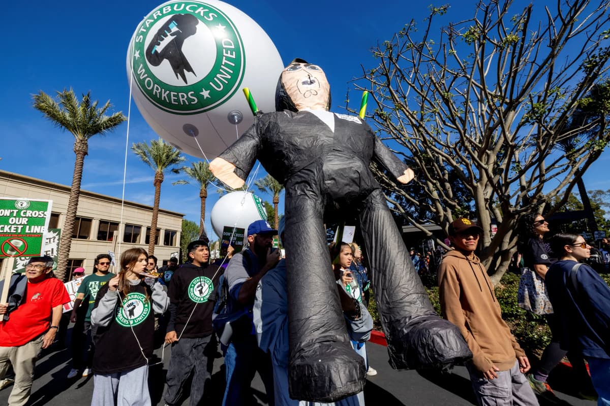 UN Experts Say Starbucks May Be Violating International Law With Alleged Anti-Union Campaign