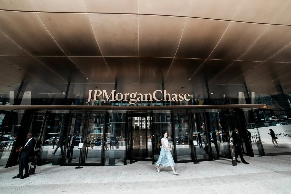 JPMorgan Begins Global AI Rollout After Dimon Signals Hiring Shift