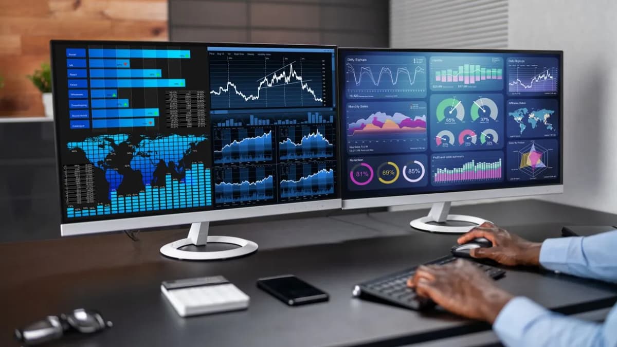JLL Report Finds Companies Are Improving Office Data As AI Workplace Planning Grows