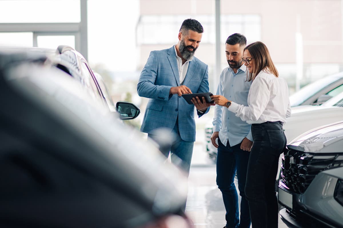 Strong UK New Car Market Growth Reported for April