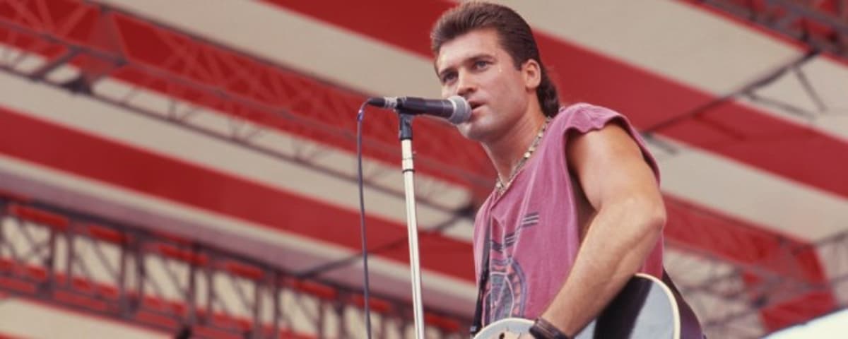 Billy Ray Cyrus Broke a Record With This Massive 1992 Hit (And I Bet You Didn’t Know It Was a...