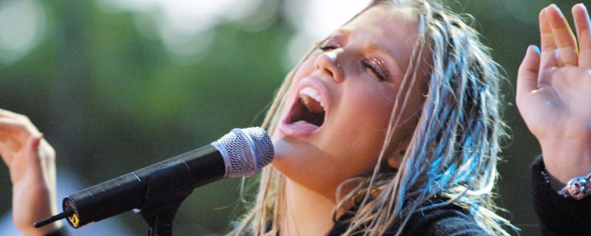 3 Could-Have-Been Superstar Pop Singers Who Walked Away at the Peak of Their Fame