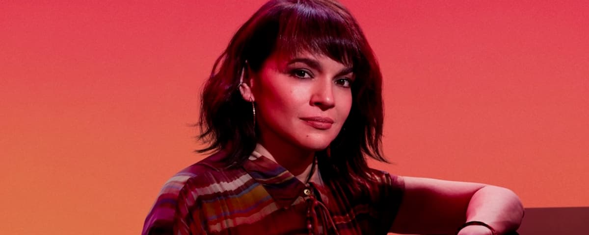 Norah Jones Revisits “Come Away With Me” Live From Apple Music Studios