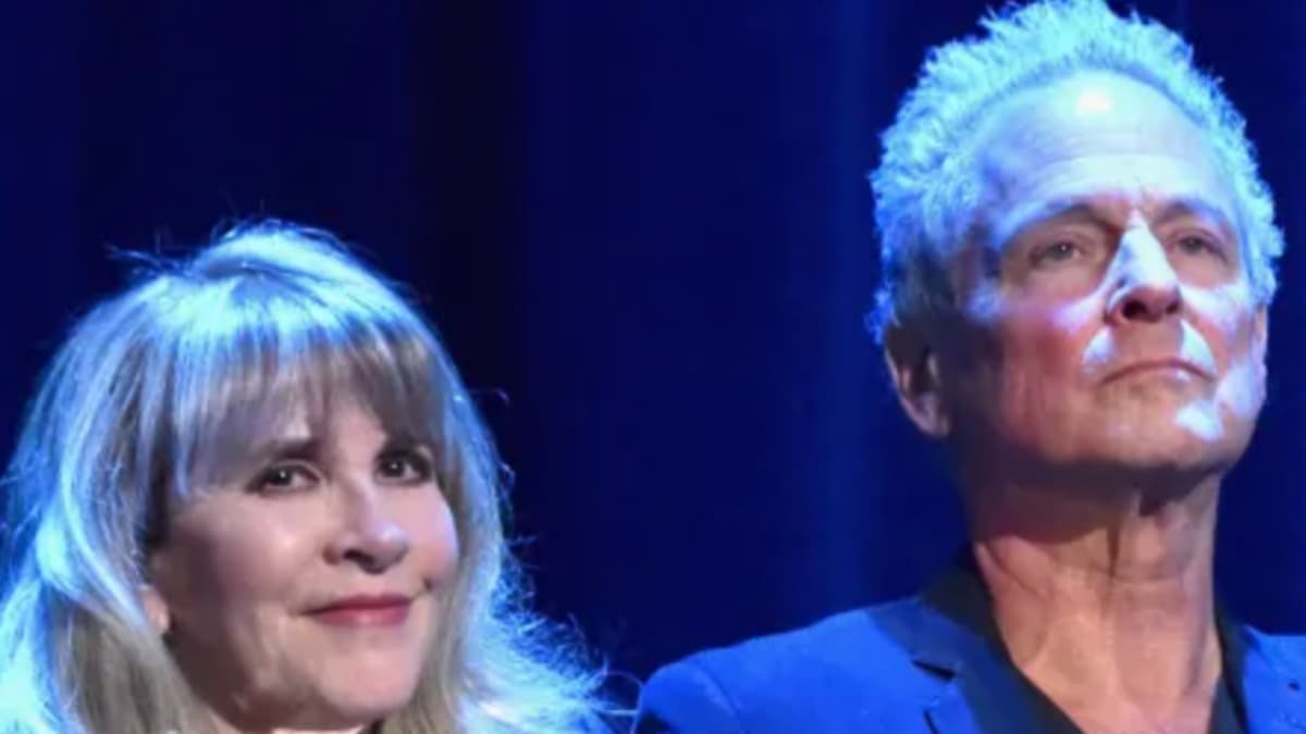 These 3 Live Duets Are So Bittersweet (If You Know the Context Behind Them)