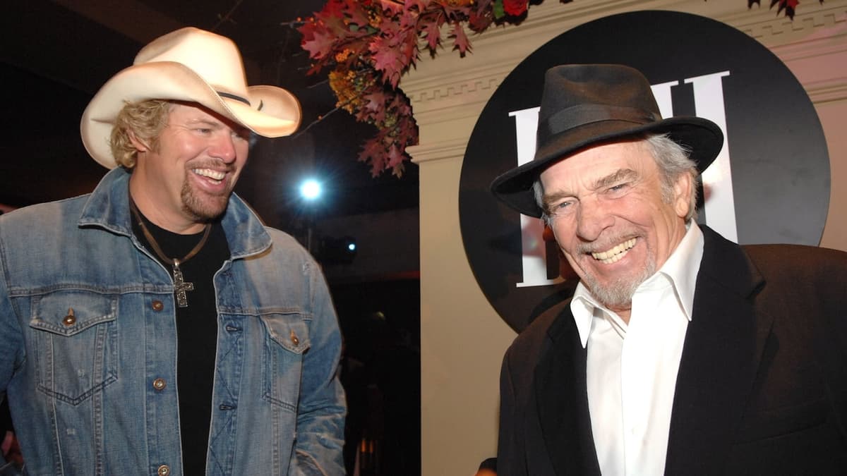 The Story Behind the Only Song Toby Keith Co-Wrote With His “Idol” Merle Haggard