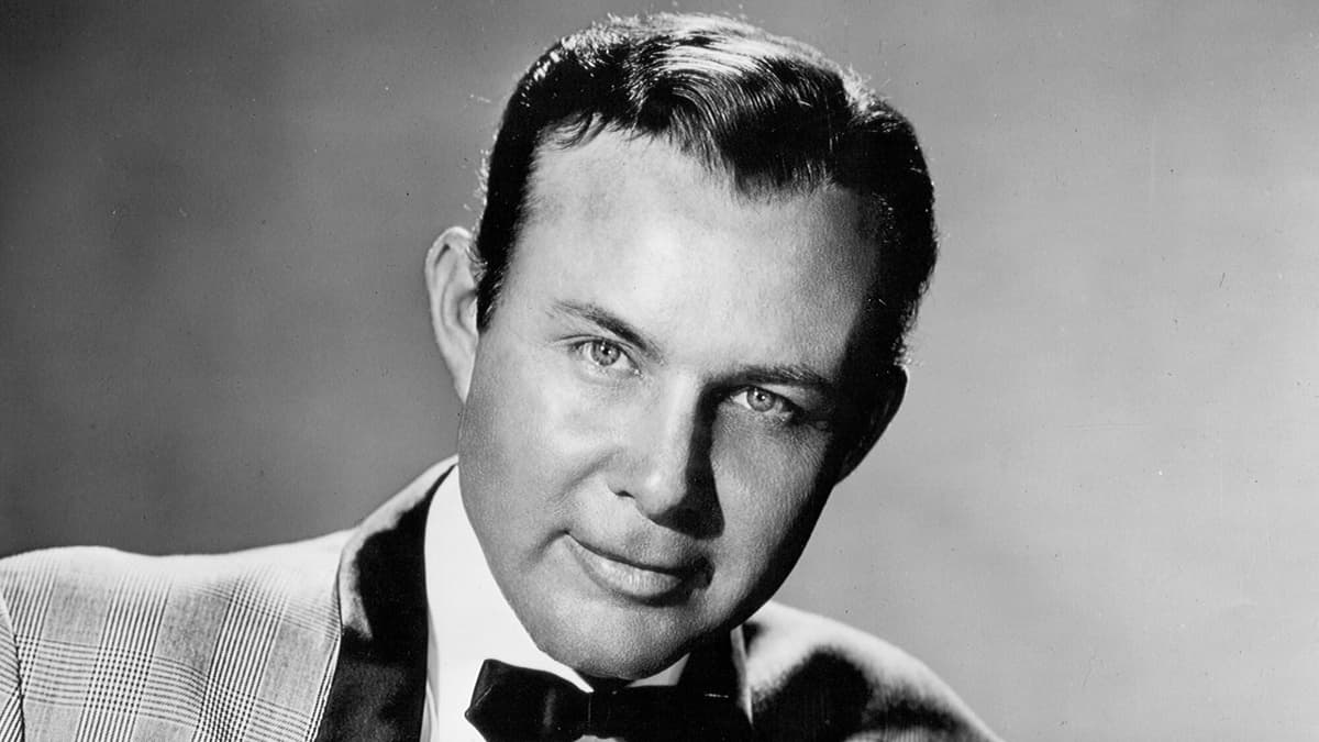 66 Years Ago, Jim Reeves Was at No. 1 for the Final Time in His Life With One of the...