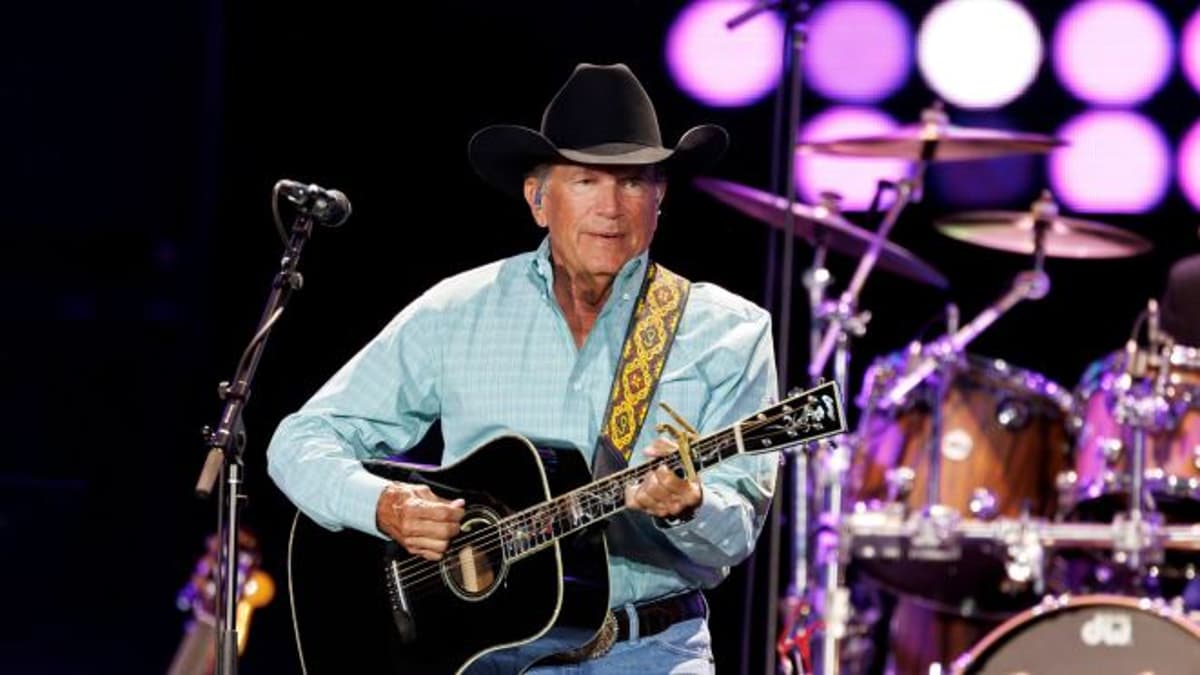 George Strait Just Set Another Attendance Record Following Sold-Out South Carolina Show