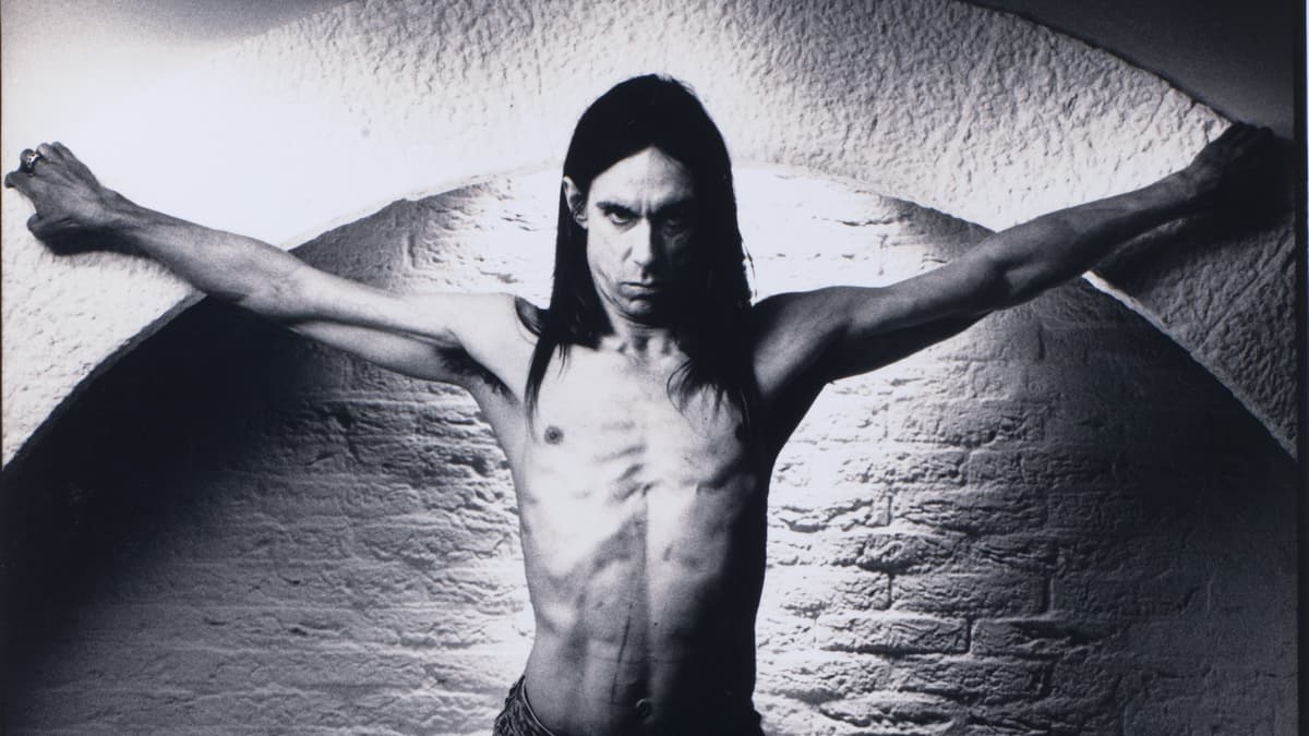 Rare Footage: Remember When Iggy Pop Took a Documentary Crew on a Tour of the Lower East Side in 1993?