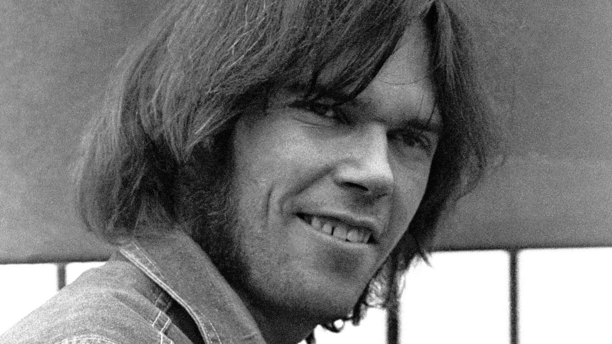 Why All Signs Pointed to This Top 40 Neil Young Album Not Working, and How It Miraculously Pulled Through