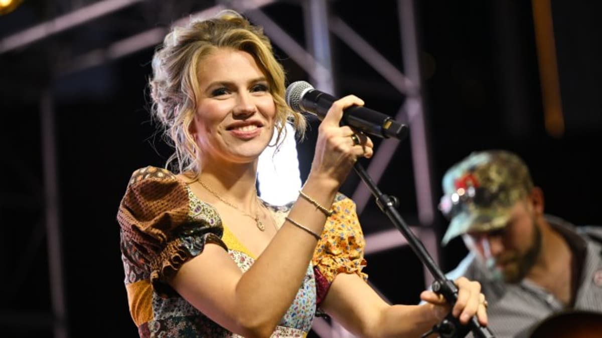 “What Else Is There?”: ‘American Idol’ Winner Hannah Harper Jokes She Can Quit Music Now That She’s Made Her Opry...