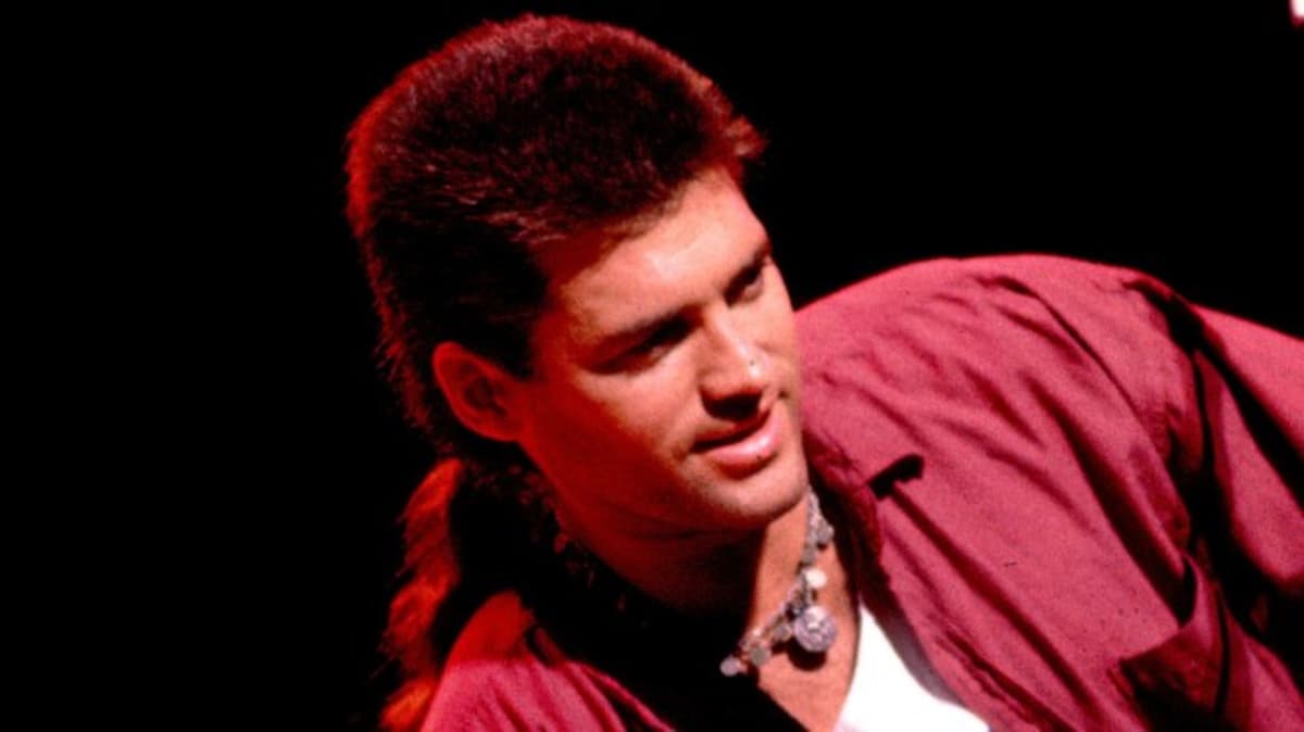On This Day in 1992, Billy Ray Cyrus Was at No. 1 With a Cover That Became a Cultural Touchstone...