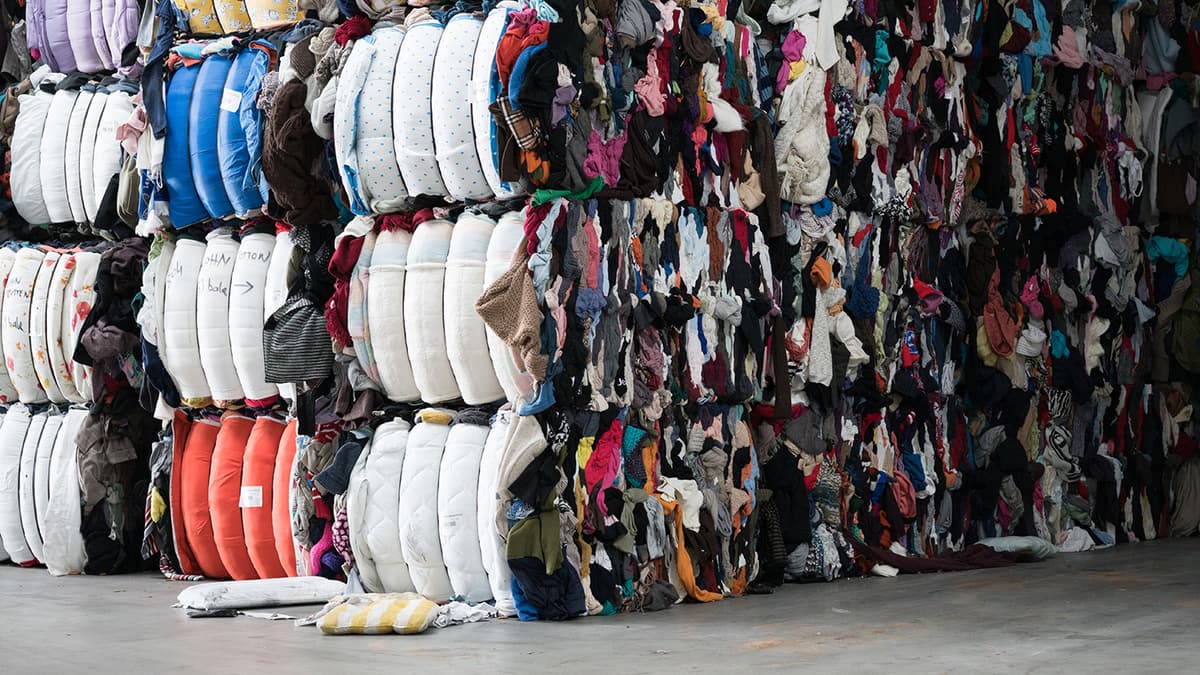 France Fines Refashion over Uncollected Textiles
