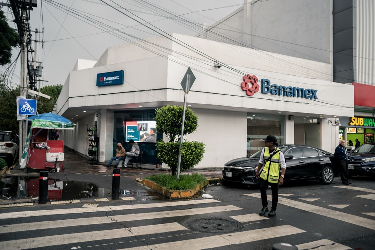Citigroup Strikes Banamex Stake Sales with Blackstone, BTG