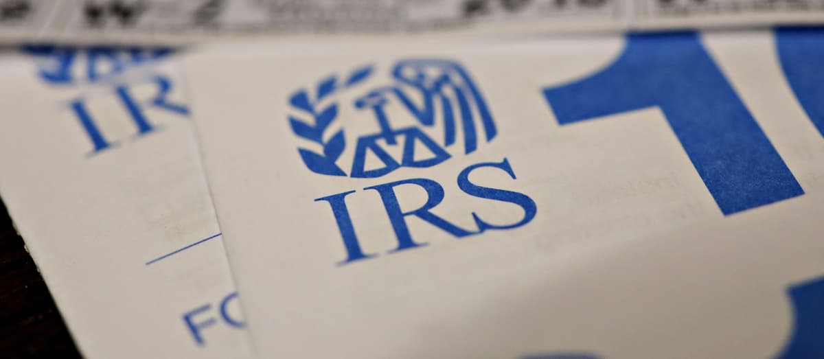 Senate Committee Proposes to Regulate Tax Preparers, Improve IRS