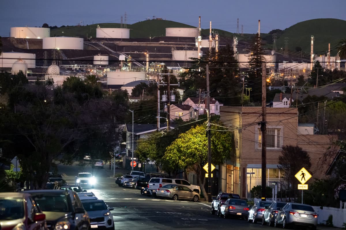 Middle East Conflict Stokes Inflation, Risks Higher Rates