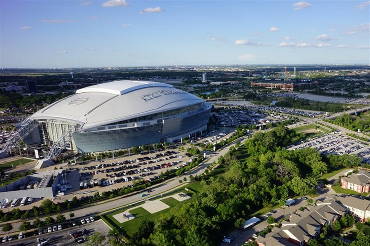 Bonds Play a Role in Arlington, Texas, Lease Extension for Dallas Cowboys