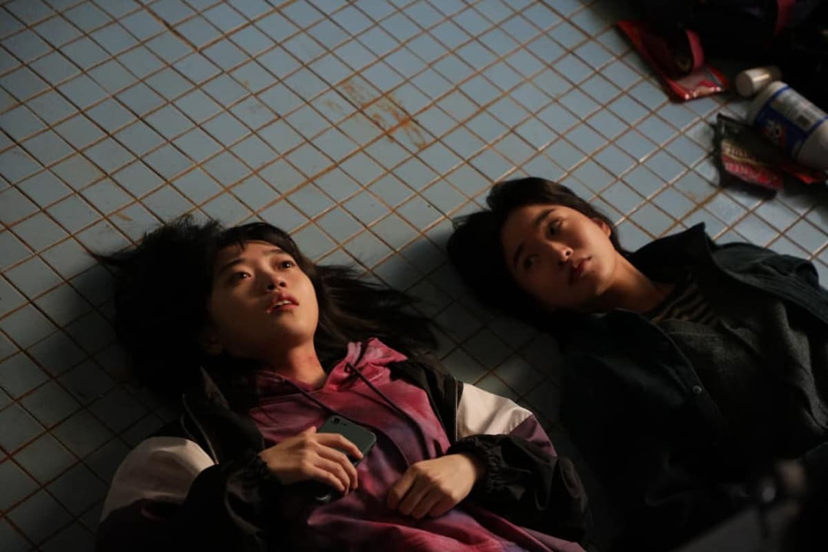 Hail to Hell (2022) by Lim Oh-Jeong FIlm Review