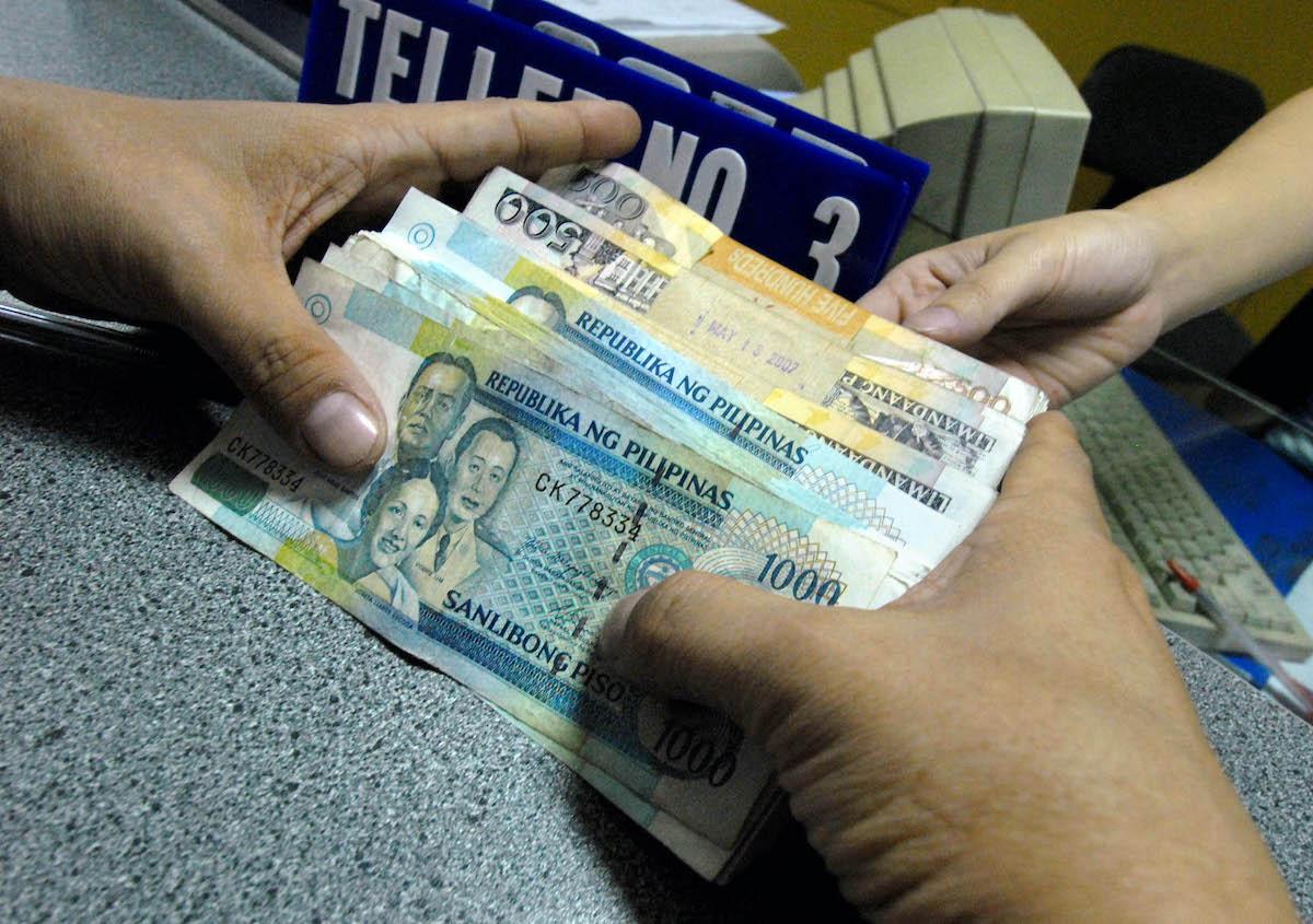 Philippines First to Lose a Grip on Iran War-Stoked Inflation