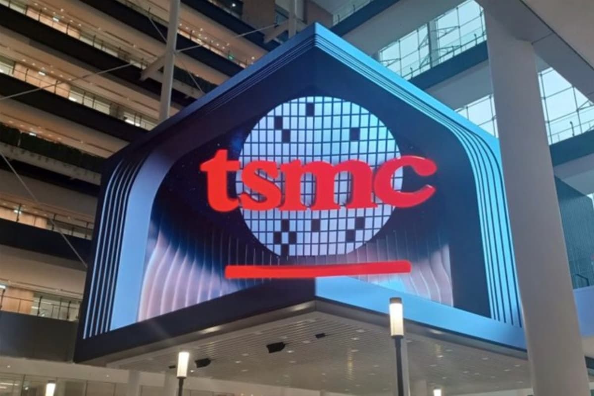 Taiwan’s Boom a Leveraged Bet on AI Irrational Exuberance