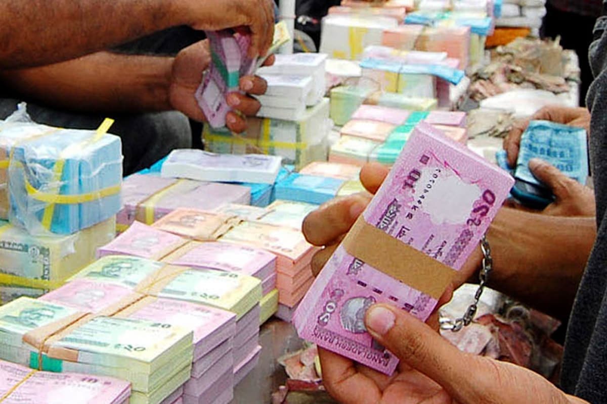 Bangladesh Risks New Inflation Surge by Printing Money