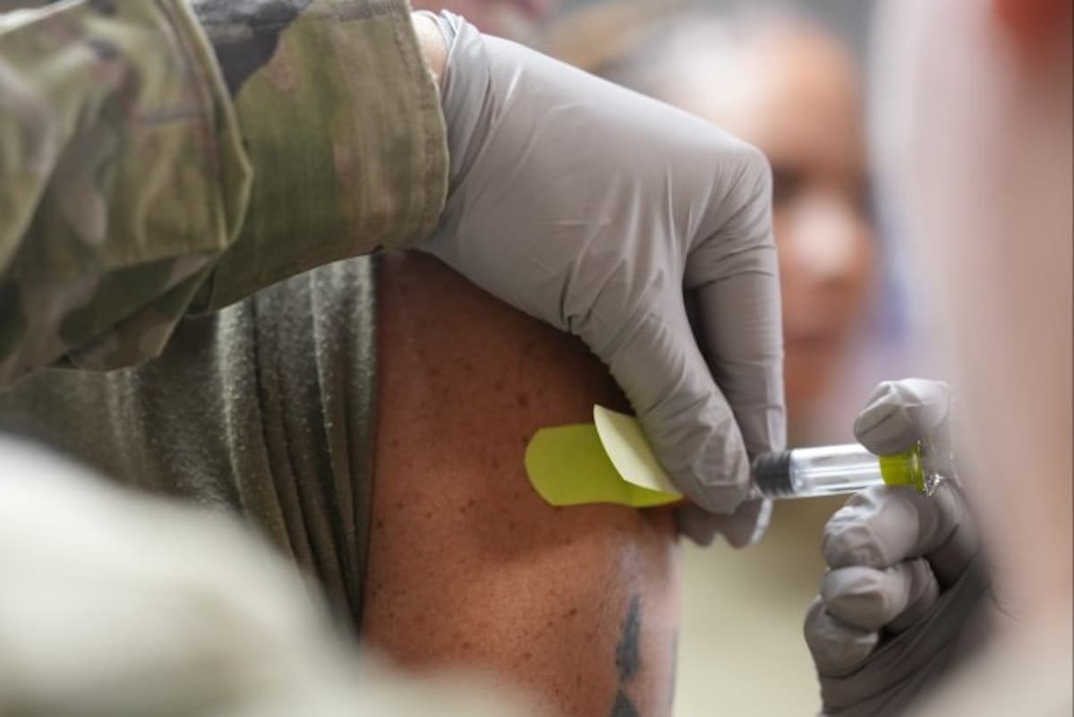 US vs China: Two Armies, Two Theories of the Body