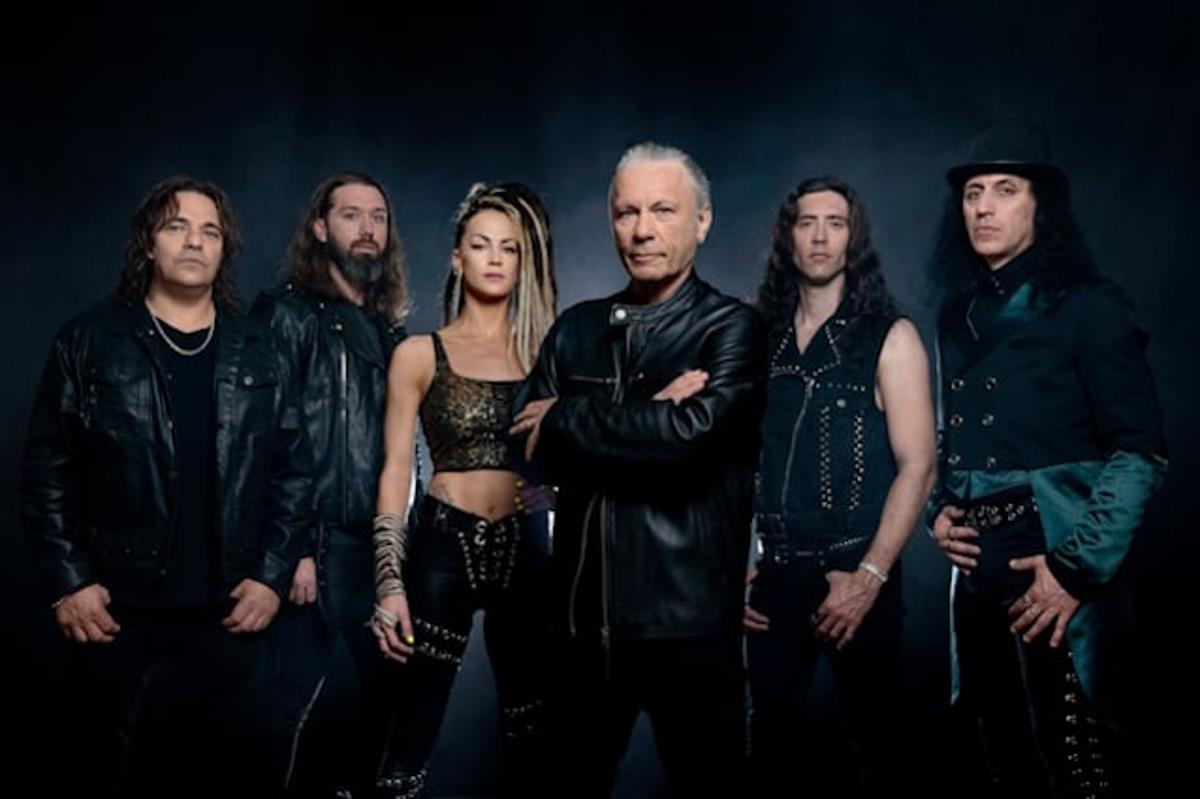 BRUCE DICKINSON On His Next Solo Album: 'We Did 16 Tracks In 21 Days, All 100 Percent Live'