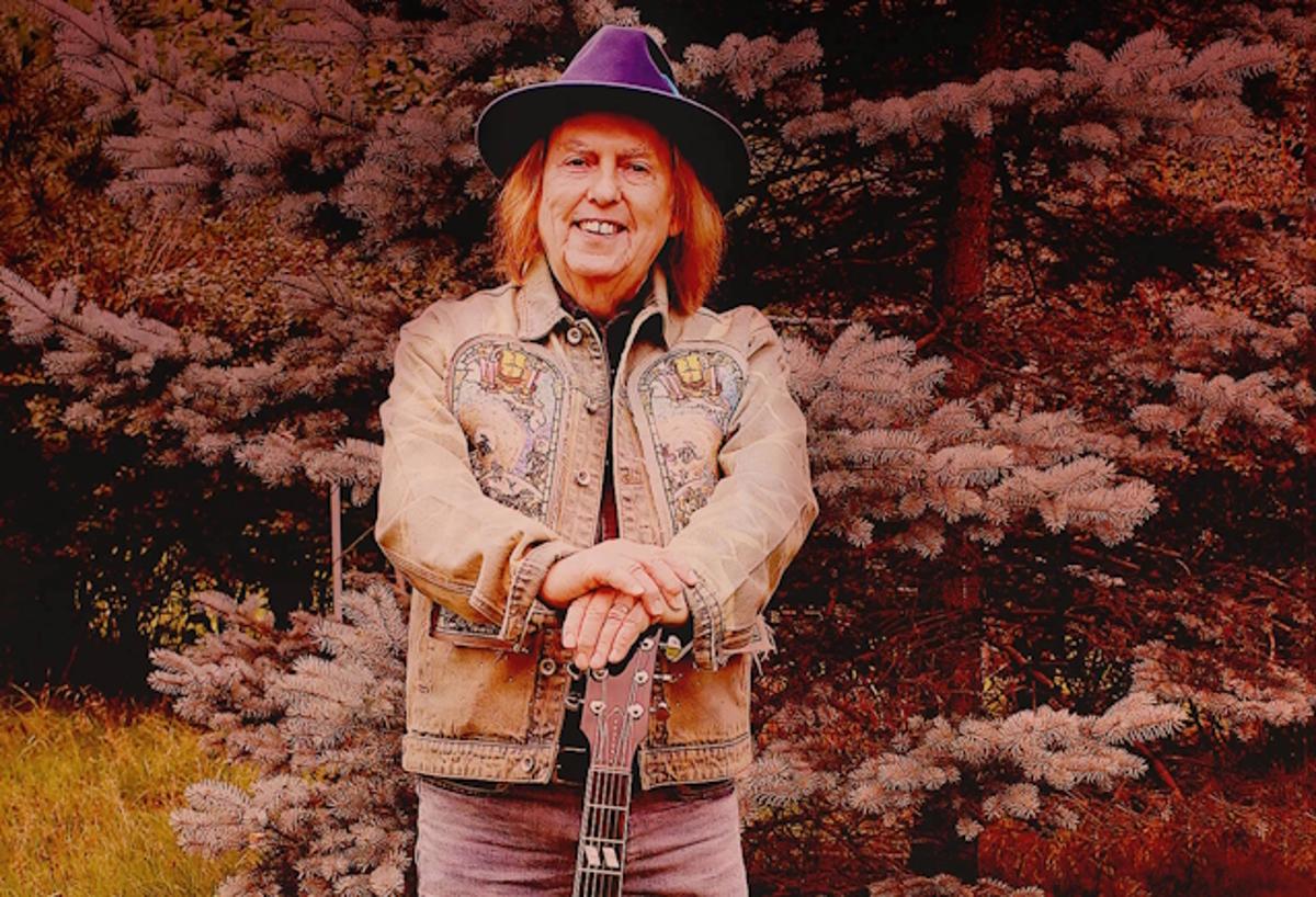 SLADE Guitarist DAVE HILL Announces 'Dirty Foot Lane' Solo Album