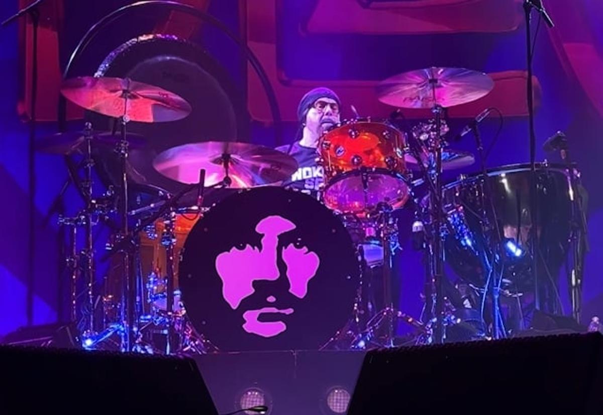 JASON BONHAM On Performing LED ZEPPELIN's Entire 'Physical Graffiti' Album: 'Fifteen Years Into Paying Homage To Dad, I Wanted A...
