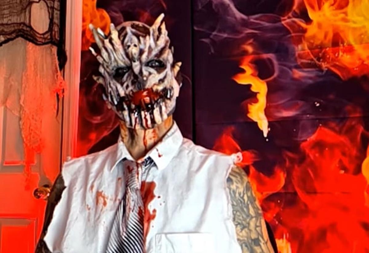 Ex-MUSHROOMHEAD Vocalist JEFFREY NOTHING Announces First Tour In Eight Years; New Album '202SICK' To Arrive In The Fall