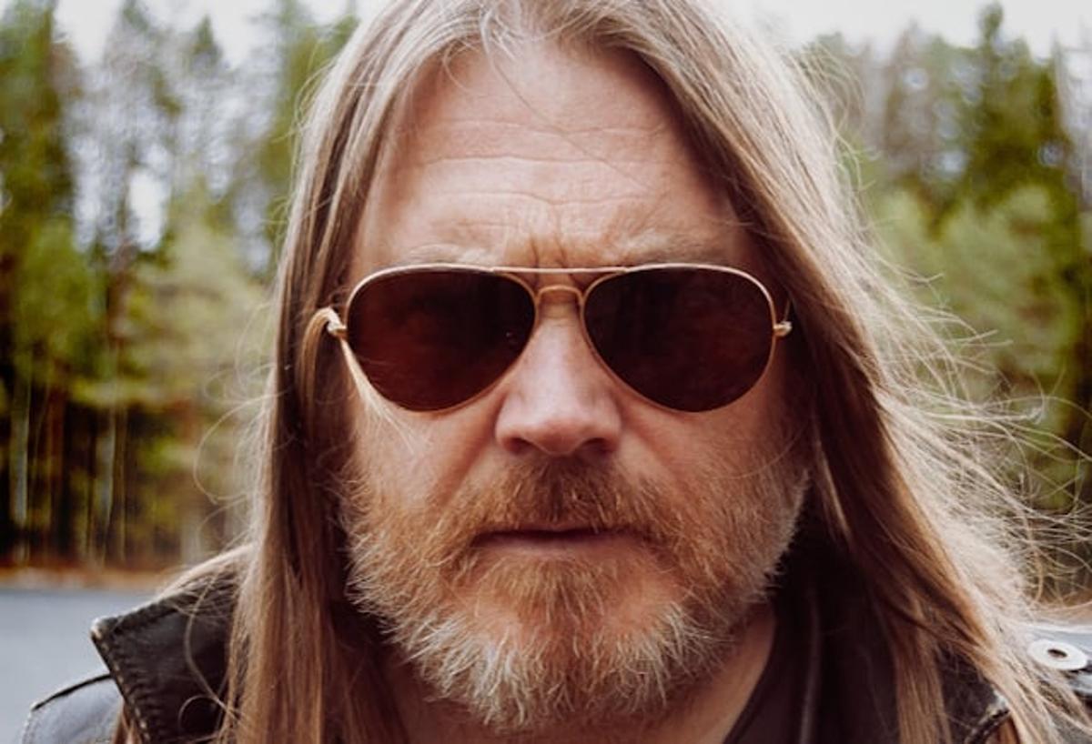 DARKTHRONE's TED 'NOCTURNO CULTO' SKJELLUM Says His New Band AVRAK Will Release Debut Album This Fall