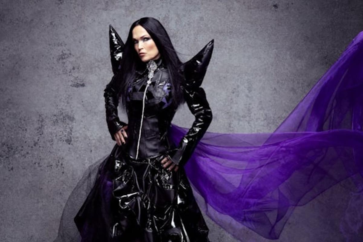 TARJA TURUNEN: 'It's Hard' For Me To Listen To Early NIGHTWISH Albums 'Because I Do Not Like How I Sound...