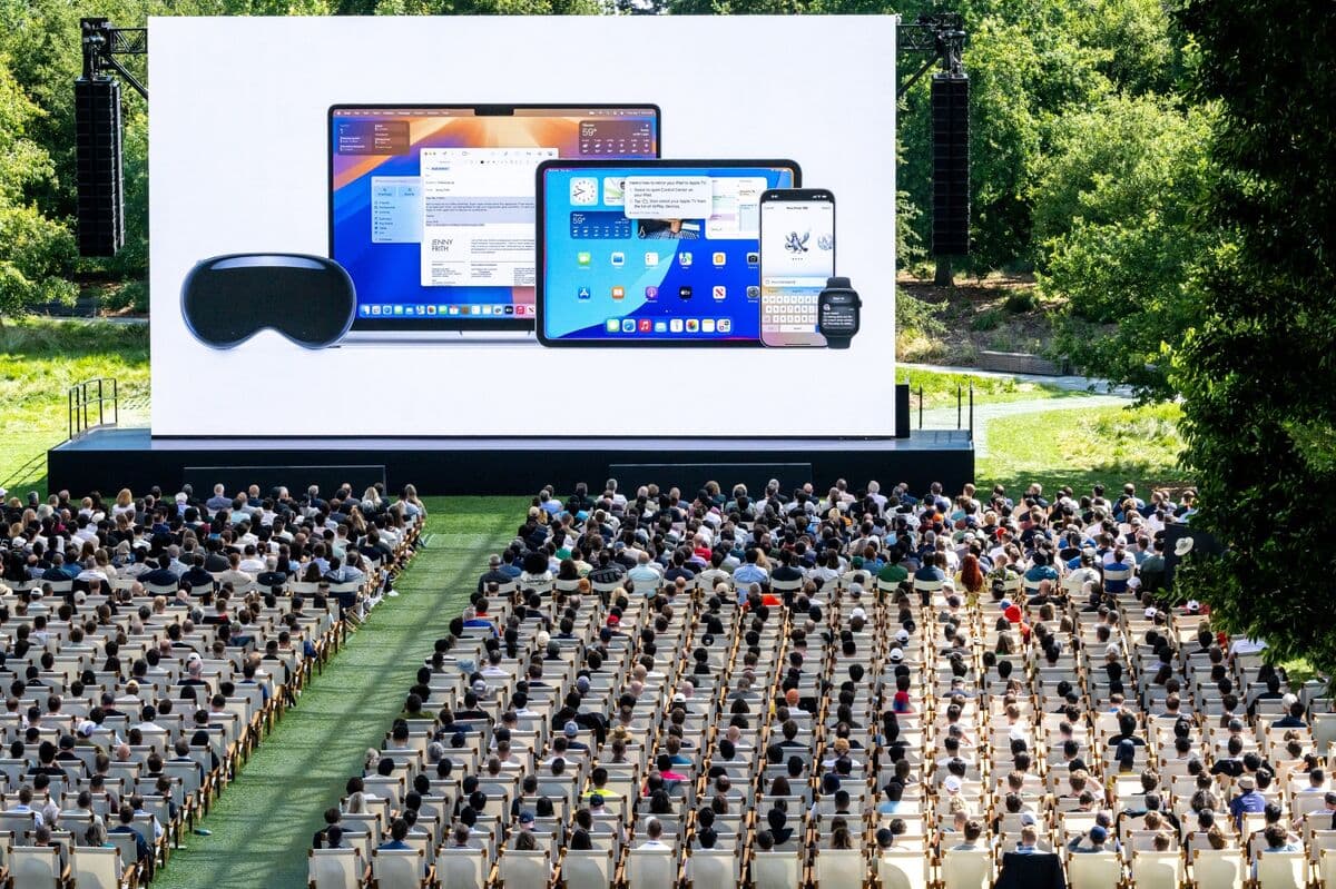 Apple’s Revamped Siri Interface in iOS 27 Is Hidden in WWDC Teaser