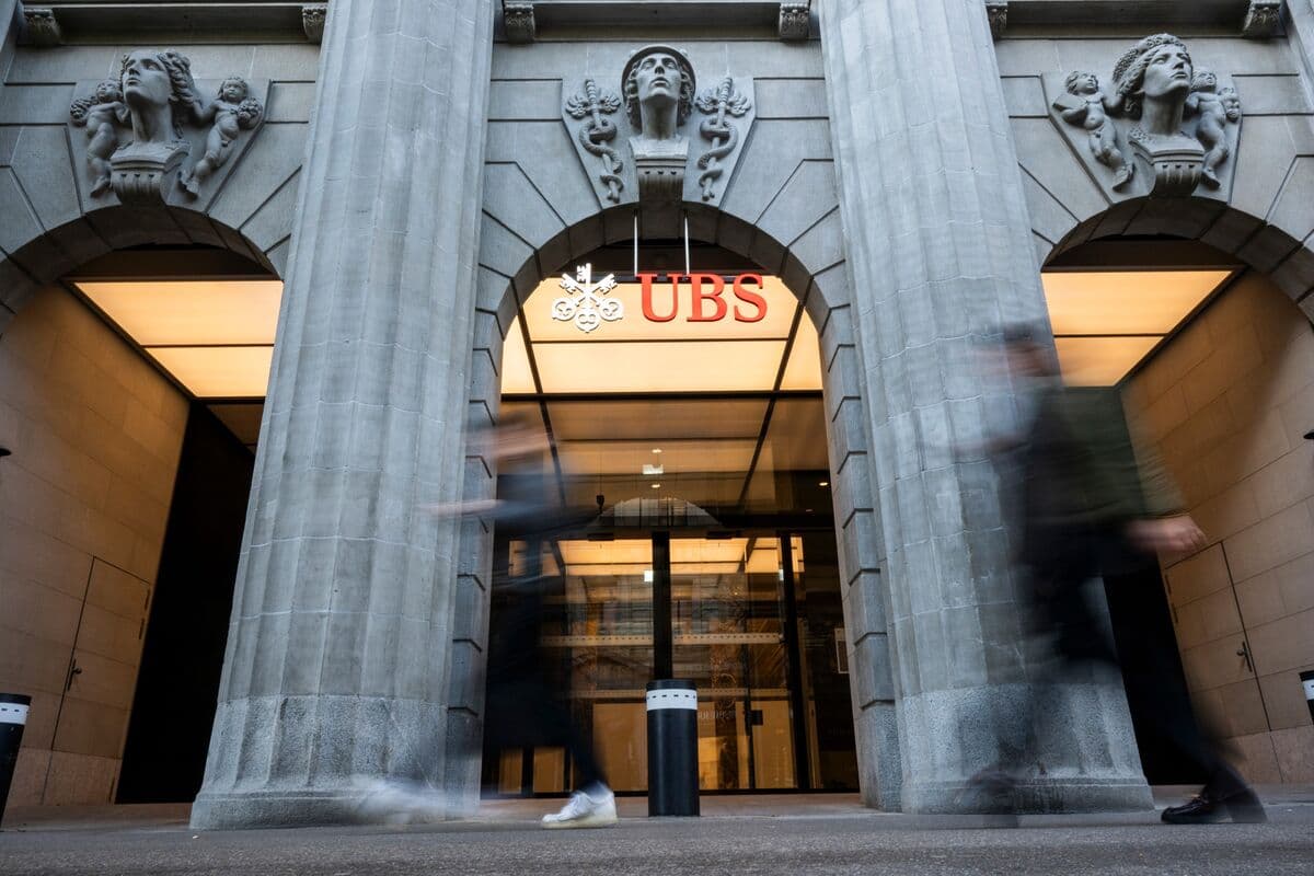 Swiss Lawmakers Ponder Less Capital Backing for UBS, Delay Bill