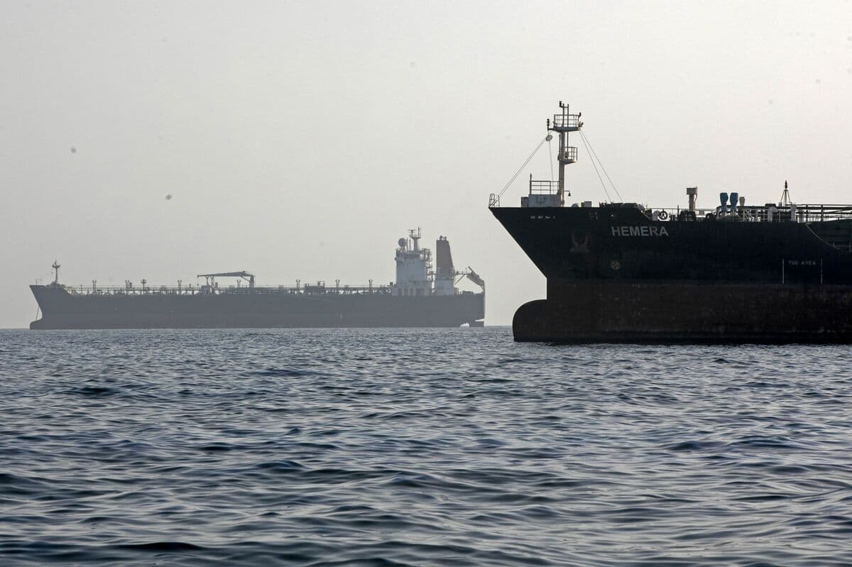 Shipowners Seek Details on Hormuz Deal Before Resuming Transits