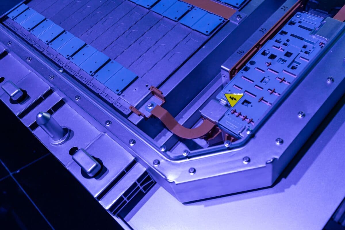 CATL Sees Its Sodium Batteries in at Least 10,000 EVs This Year