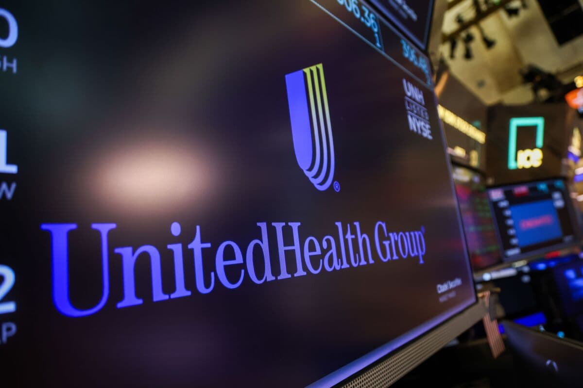 UnitedHealth’s $3 Billion AI Push Has Bots Calling Doctors