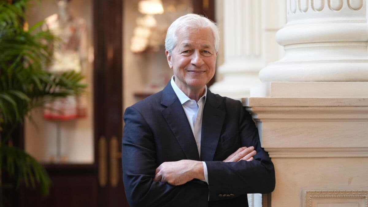 Dimon Says JPMorgan Could Spend $20 Billion on Deals