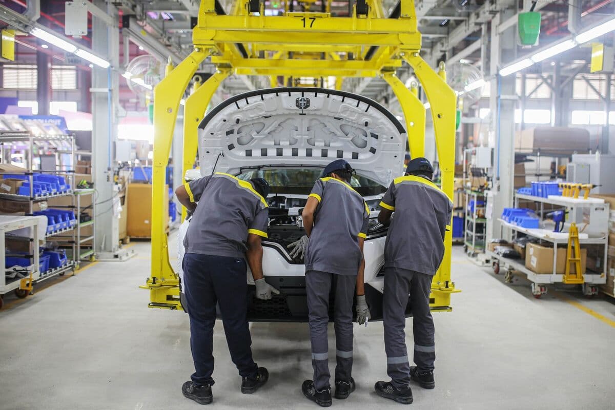 India Earnings Revival Under Threat as Commodity Prices Surge